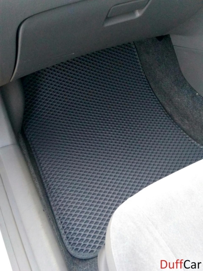 Автомобильные коврики Toyota Corolla IX (E120, E130) (2000 - 2007)